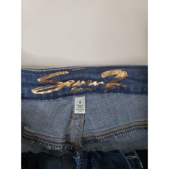 Seven7 Denim Weekend Cut Off Style Heavily Distressed Raw Hem Jean Shorts - Picture 3 of 10